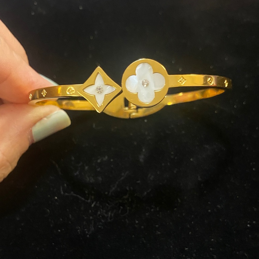 Gold and White Designer Clover Bracelet